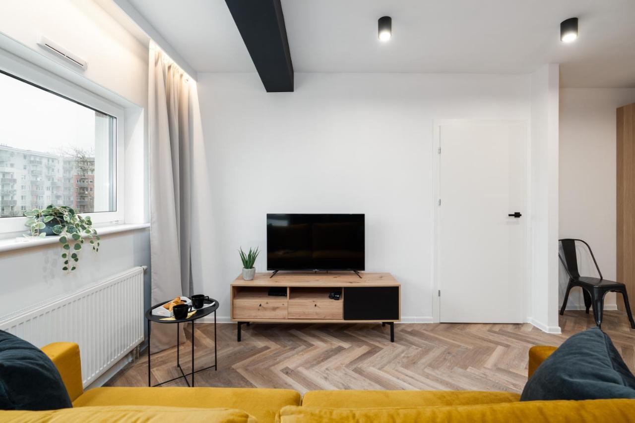 Loft Style Apartment Opienskiego Close To The Zurawiniec Nature Reserve By Noclegi Renters Poznań Exterior foto
